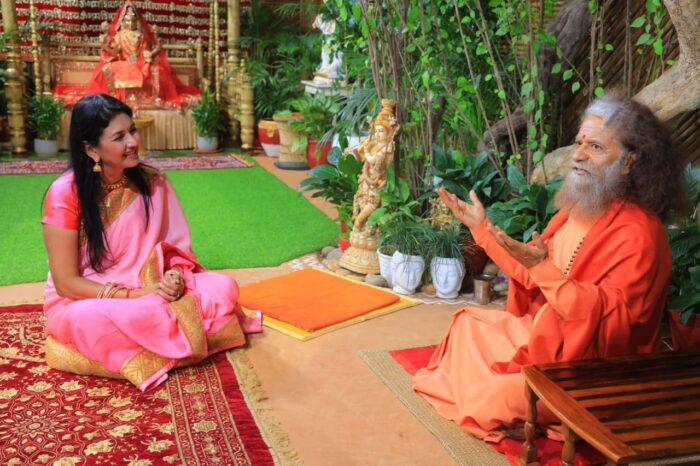 पूर्व भारतीय अभिनेत्री और मॉडल, दीप्ति भटनागर का परमार्थ निकेतन में आगमन