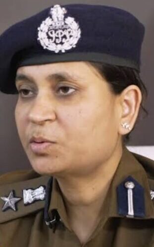 केंद्र सरकार ने उत्तराखंड कैडर के तीन वरिष्ठ आईपीएस अधिकारियों को केंद्रीय प्रतिनियुक्ति पर तैनाती दी है।