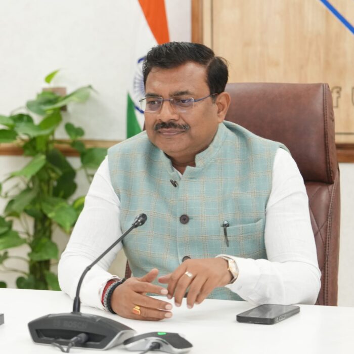 मुख्य सचिव आनंद बर्धन की अध्यक्षता में स्प्रिंग एंड रिवर रिजुवनेशन अथॉरिटी (SARA) की उच्चाधिकार प्राप्त समिति की बैठक आयोजित की गई।