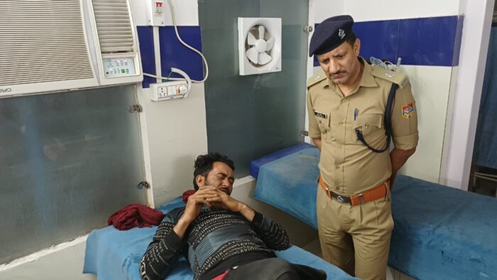 देर रात्रि पुलिस एवं बदमाशों के बीच हुई मुठभेड़