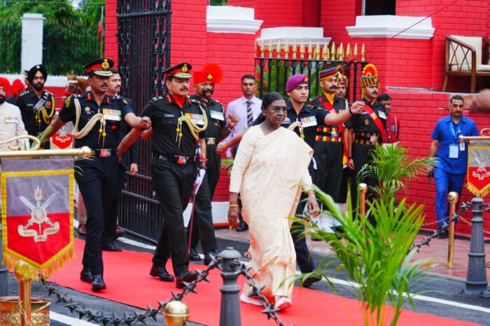 राष्ट्रपति द्रौपदी मुर्मू की गरिमामई उपस्थिति में आईएमए की पासिंग आउट परेड सम्पन्न