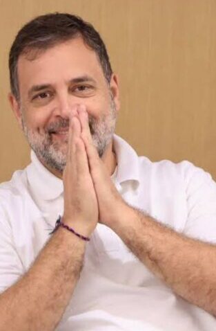 उत्तराखंड के दौरे पर आ रहे राहुल गांधी के कार्यक्रम का जायजा लेने अल्मोड़ा पहुंचे हरीश रावत व यशपाल आर्य 4 जून को अल्मोड़ा आएंगे राहुल गांधी।