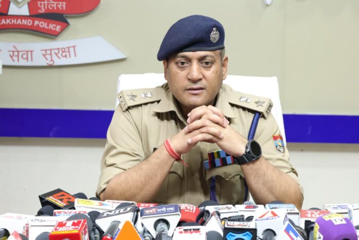 एसएसपी देहरादून के नेतृत्व में दून पुलिस को मिली एक और सफलता*50 हजार का इनामी गिरफ्तार