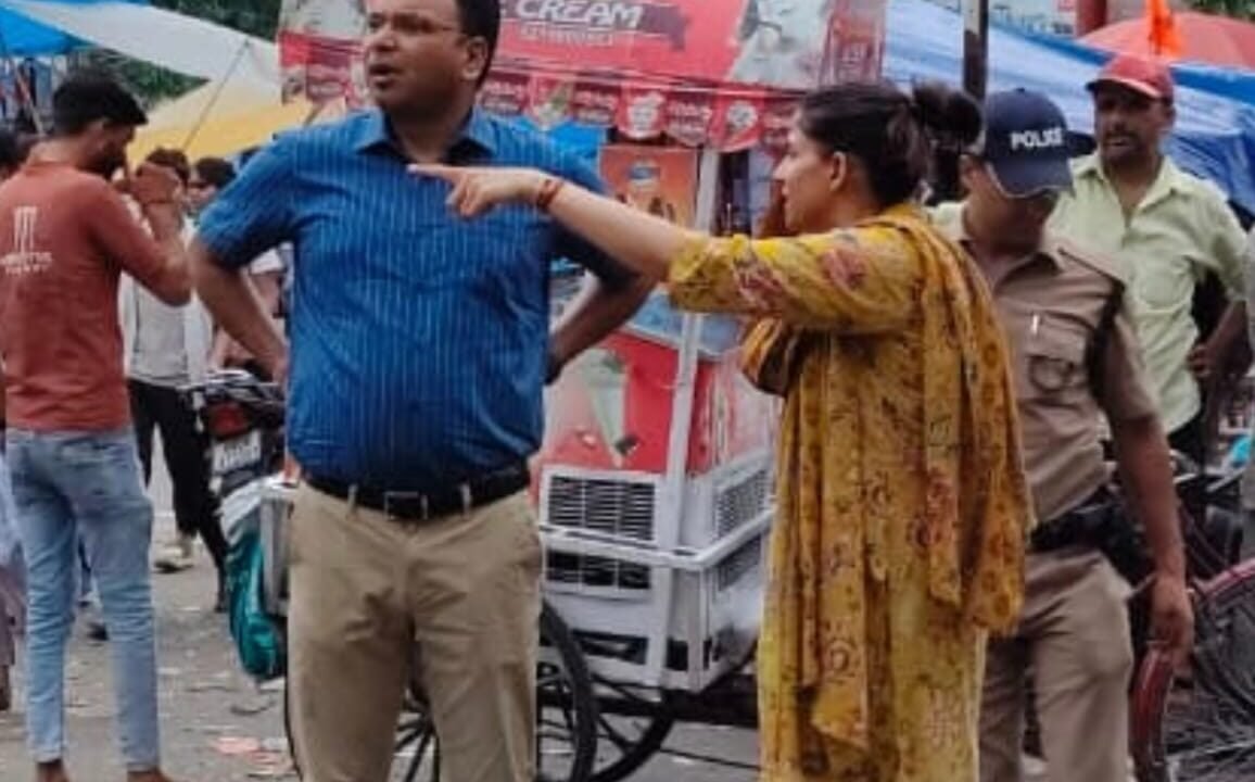 कांवड़ मेला संपन्न होते ही कुंभ की तैयारियों को युद्ध स्तर पर आगे बढ़ाने में जुटा मेला प्रशासन