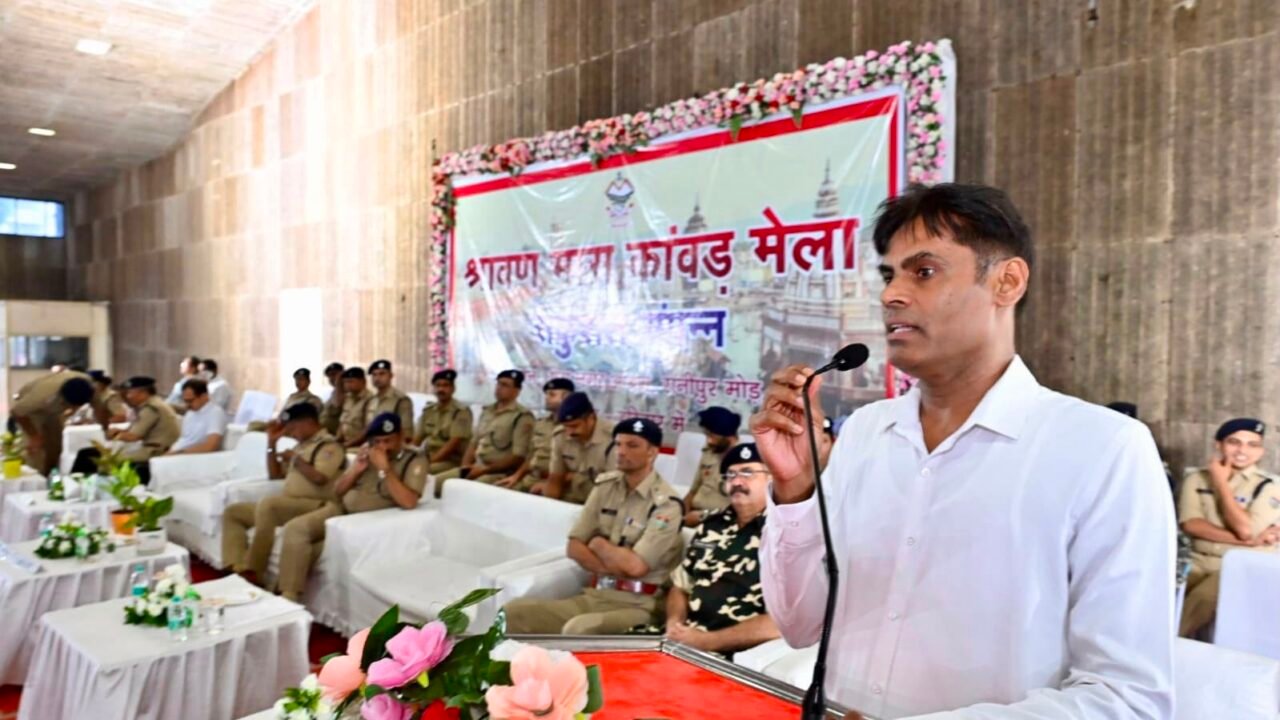कांवड़ मेले के सफल आयोजन के बाद प्रेमनगर आश्रम में बड़ा खाना आयोजित