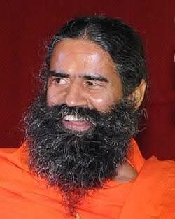 योग गुरु बाबा रामदेव आपने दुनिया देखी है आपने फ़कीरी भी देखी है अमीरी भी देख ली है