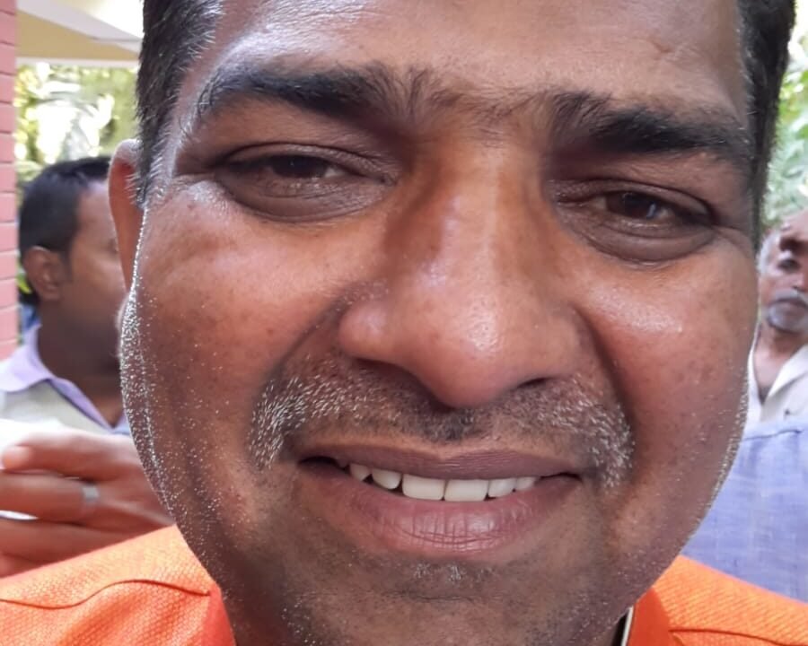 पूर्व विधायक के बयान पर सवाल, मंच पर समर्थकों की तालियों का वीडियो वायरल