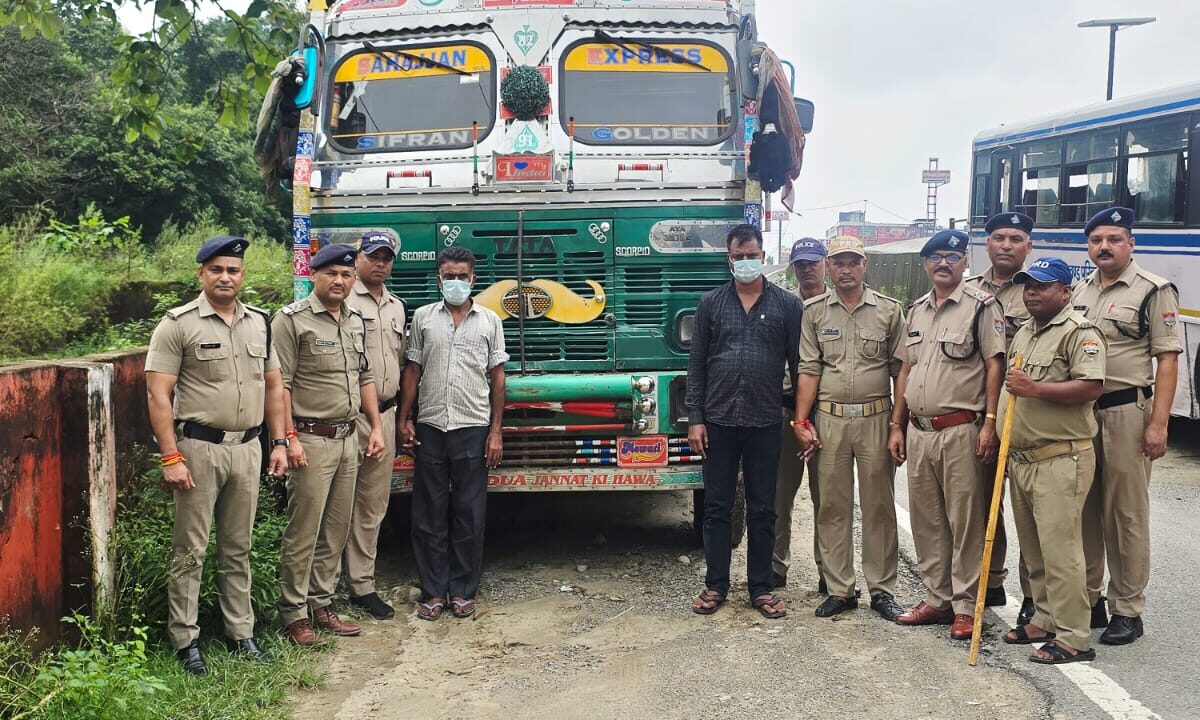 हरिद्वार पुलिस का अपराध पर बड़ा प्रहार – चोरी हुआ 35 लाख कीमती का ट्रक बरामद